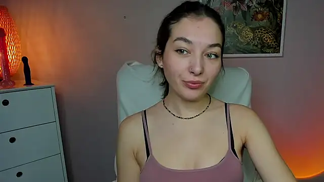 Snapshot of Meagn_Extasy chatting on 10.23.25 Meagn Extasy online show from 10.23.25