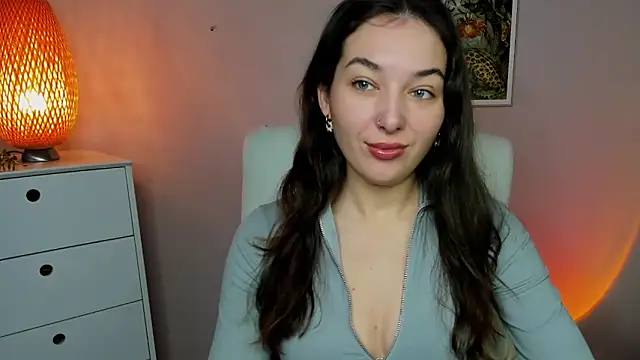 Snapshot of Meagn_Extasy chatting on 11.12.25 Meagn Extasy online show from 11.12.25