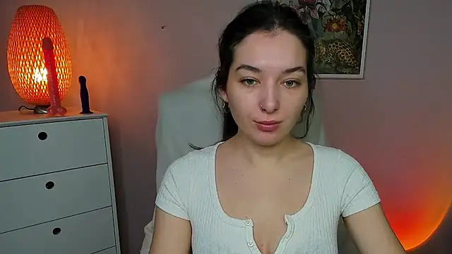 Snapshot of Meagn_Extasy chatting on 11.17.25 Meagn Extasy online show from 11.17.25