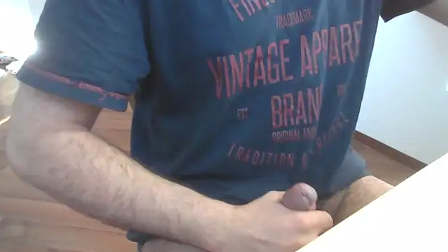 Snapshot of HornyBoy__2004 chatting on 03.03.25 HornyBoy 2004 online show from 03.03.25