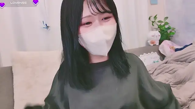 Conatsu online show from 12.04.24