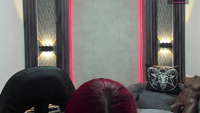 Snapshot of selene_red_ chatting on 02.07.25 selene red online show from 02.07.25