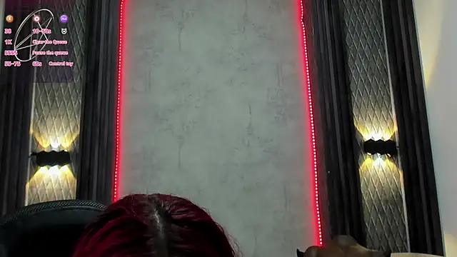 Snapshot of selene_red_ chatting on 03.12.25 selene red online show from 03.12.25