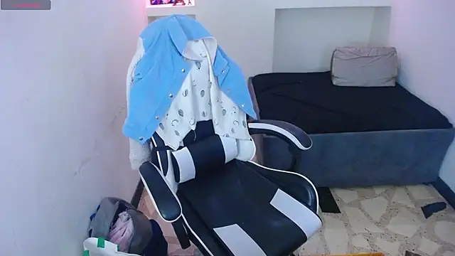 Bonnye star online show from 12.15.25