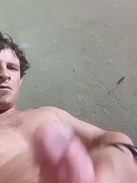 Snapshot of theDemente18 chatting on 11.08.25 theDemente18 online show from 11.08.25