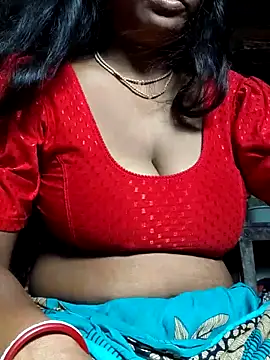 Snapshot of DARK_WINE_ chatting on 09.17.25 DARK WINE  online show from 09.17.25