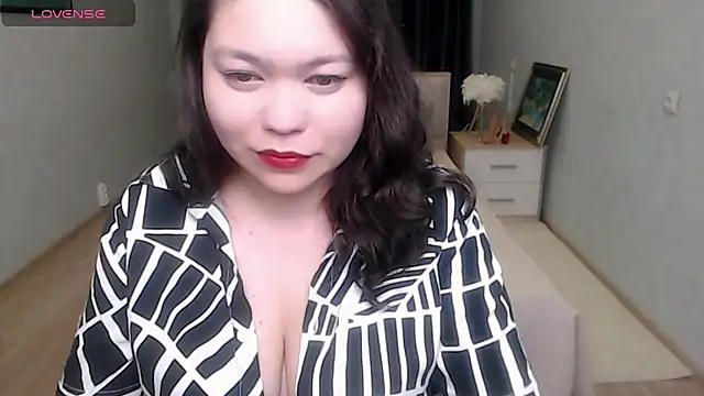 Snapshot of supersex_96 chatting on 02.05.25 supersex 96 online show from 02.05.25