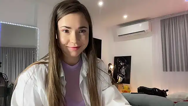 Mika Miller online show from 11.09.25