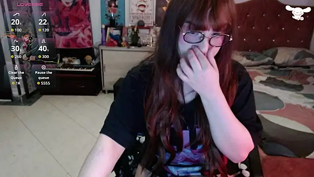 Avril2001 online show from 04.04.26