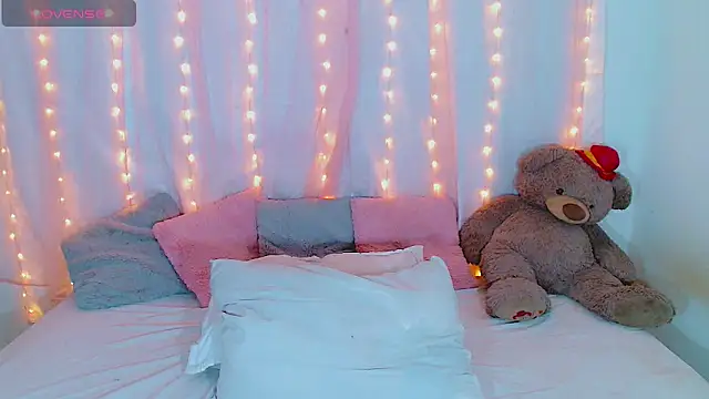 AlanaBekeer online show from 10.07.25