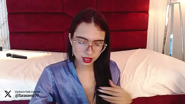 sara saenz99 online show from 12.29.24