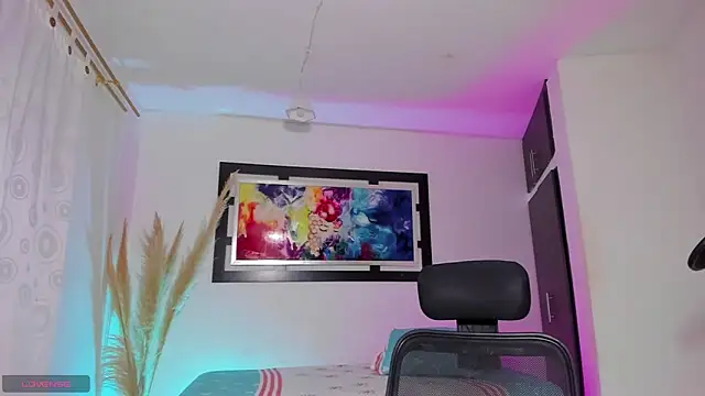 Scarlett 811 online show from 03.05.25