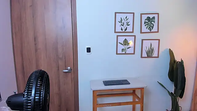 Snapshot of jacob-coper chatting on 11.20.25 jacob-coper online show from 11.20.25