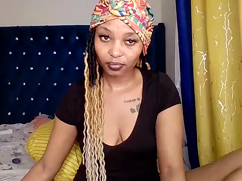 Snapshot of Licia_harvin chatting on 03.02.25 Licia harvin online show from 03.02.25