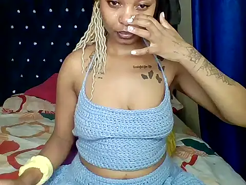 Snapshot of Licia_harvin chatting on 03.07.25 Licia harvin online show from 03.07.25