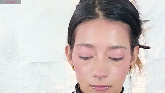 zorravioletta1 online show from 11.24.25