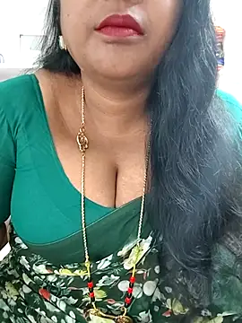 Snapshot of Swapna_143 chatting on 10.22.25 Swapna 143 online show from 10.22.25