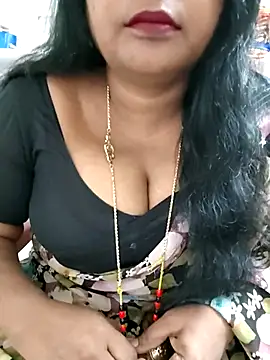 Snapshot of Swapna_143 chatting on 10.27.25 Swapna 143 online show from 10.27.25