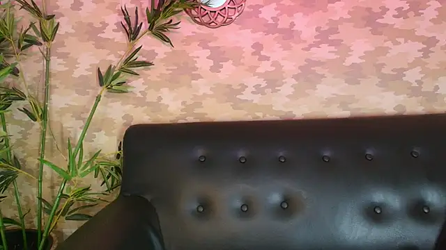 cherry chel online show from 02.10.25