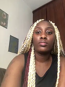 Snapshot of Lola_kims chatting on 11.21.25 Lola kims online show from 11.21.25