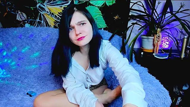 PussySaurus  online show from 01.28.25