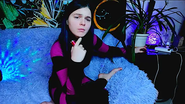 PussySaurus  online show from 02.05.25