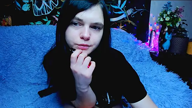 PussySaurus  online show from 03.06.25