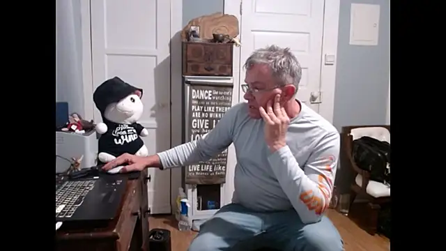 straightinyou online show from 03.03.25