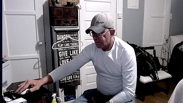 straightinyou online show from 03.13.25