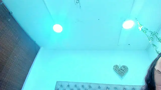 Snapshot of Hannah_Miller__ chatting on 09.18.25 Hannah Miller online show from 09.18.25