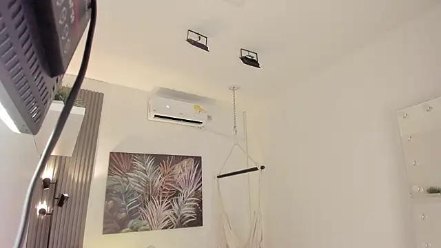 Snapshot of emma_alice_ chatting on 02.03.26 emma alice online show from 02.03.26