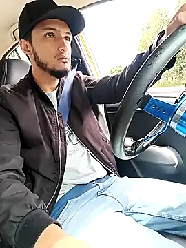 Snapshot of mosmar_20 chatting on 12.23.24 mosmar 20 online show from 12.23.24