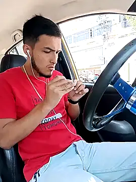 Snapshot of mosmar_20 chatting on 01.14.25 mosmar 20 online show from 01.14.25