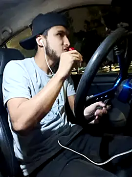 Snapshot of mosmar_20 chatting on 02.25.25 mosmar 20 online show from 02.25.25