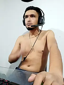 Snapshot of mosmar_20 chatting on 03.19.25 mosmar 20 online show from 03.19.25