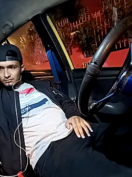 Snapshot of mosmar_20 chatting on 03.19.25 mosmar 20 online show from 03.19.25