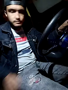 Snapshot of mosmar_20 chatting on 11.10.25 mosmar 20 online show from 11.10.25