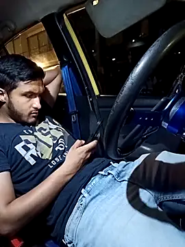 Snapshot of mosmar_20 chatting on 11.12.25 mosmar 20 online show from 11.12.25