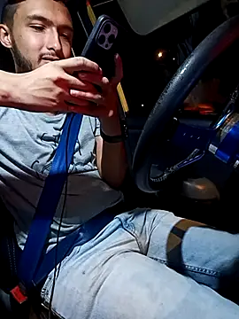 Snapshot of mosmar_20 chatting on 12.04.25 mosmar 20 online show from 12.04.25