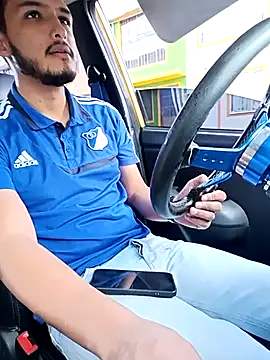 Snapshot of mosmar_20 chatting on 12.13.25 mosmar 20 online show from 12.13.25