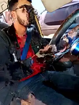 Snapshot of mosmar_20 chatting on 12.15.25 mosmar 20 online show from 12.15.25