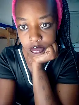 pretty-eyes23 online show from 11.16.25