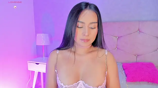 Cameliaa Smiith online show from 10.16.25