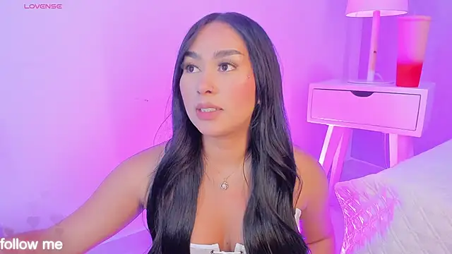 Cameliaa Smiith online show from 11.28.25