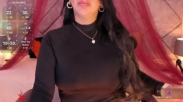 Snapshot of samara_alabii chatting on 01.08.25 samara alabii online show from 01.08.25