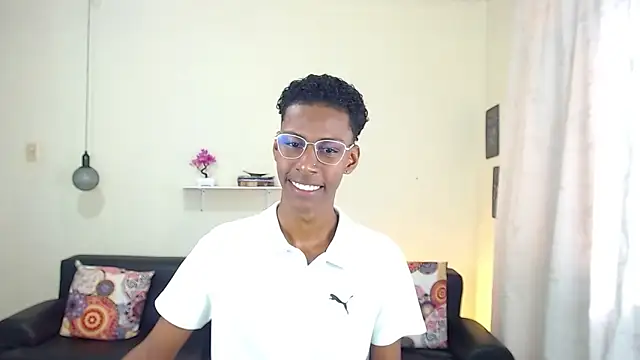 Snapshot of maiki18_ chatting on 01.27.25 maiki18 online show from 01.27.25