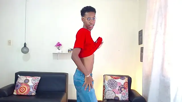 Snapshot of maiki18_ chatting on 01.29.25 maiki18 online show from 01.29.25