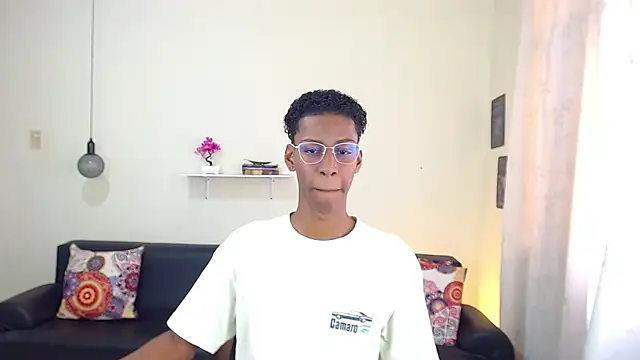 Snapshot of maiki18_ chatting on 01.30.25 maiki18 online show from 01.30.25