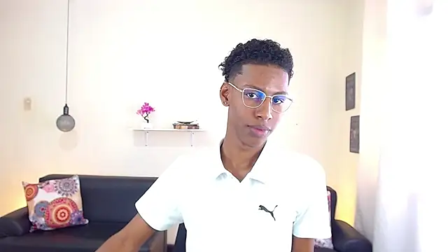 Snapshot of maiki18_ chatting on 02.12.25 maiki18 online show from 02.12.25