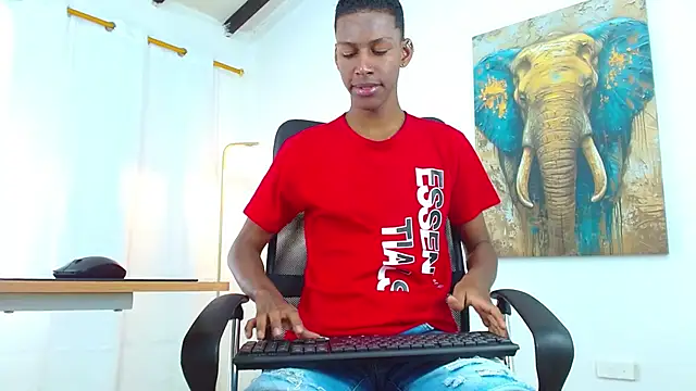 Snapshot of maiki18_ chatting on 09.16.25 maiki18 online show from 09.16.25